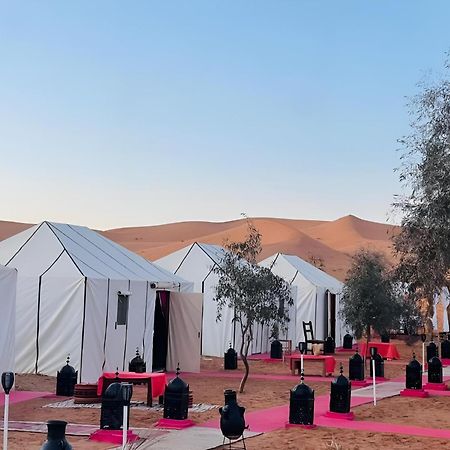 Merzouga Sahara Nights Camp & Desert Activities Buitenkant foto