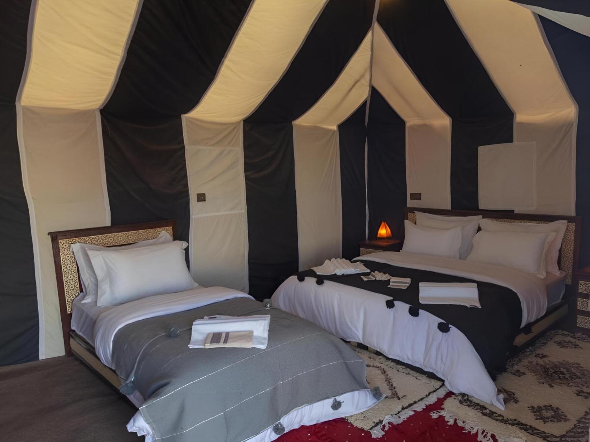 Merzouga Sahara Nights Camp & Desert Activities Buitenkant foto