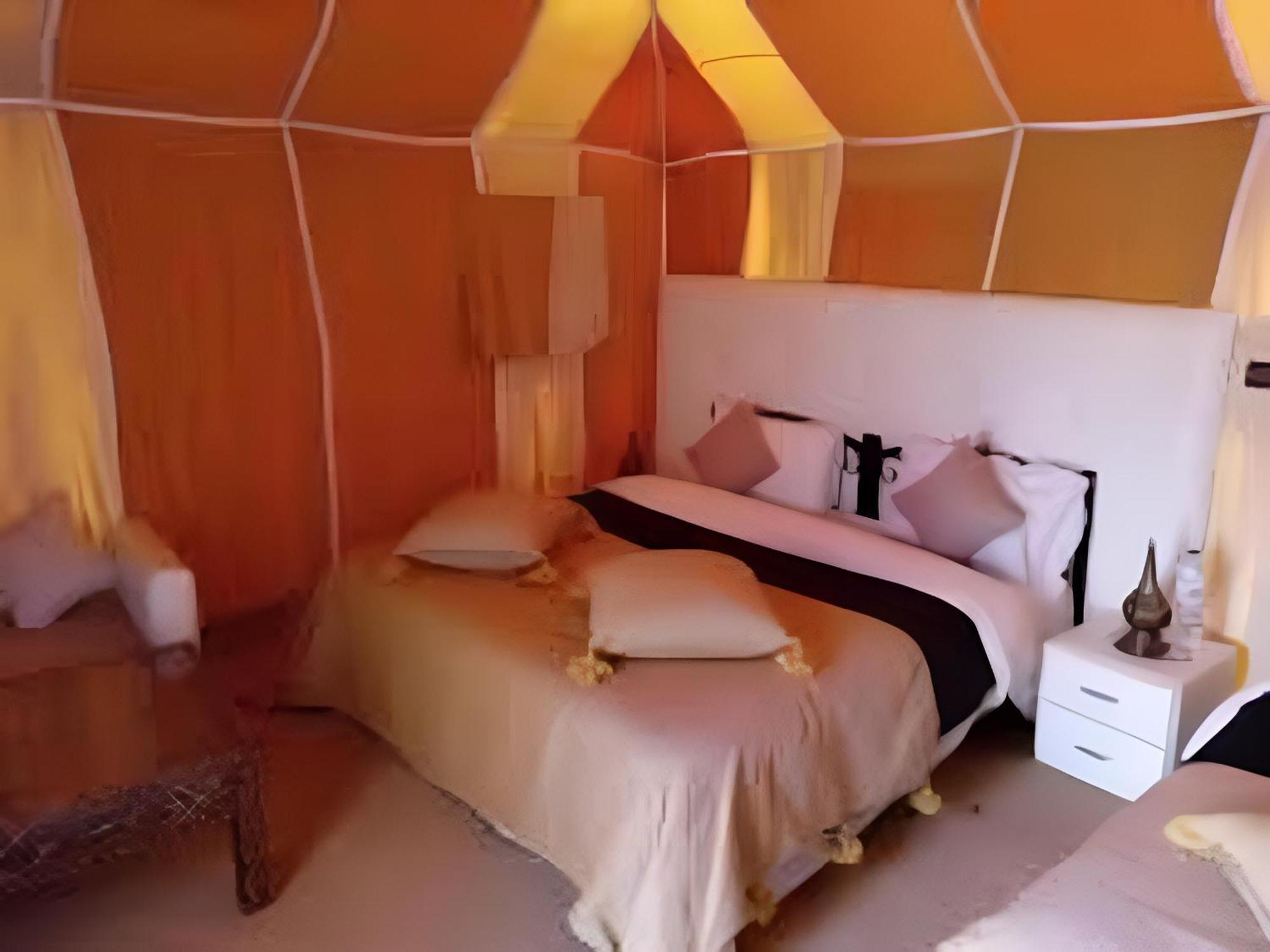 Merzouga Sahara Nights Camp & Desert Activities Buitenkant foto