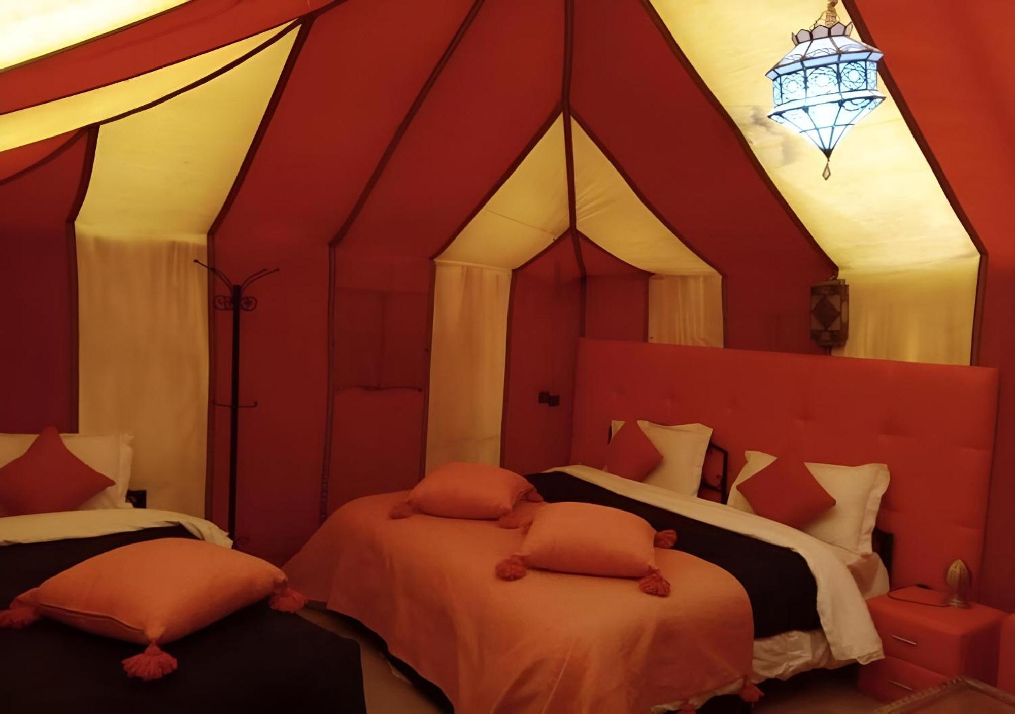 Merzouga Sahara Nights Camp & Desert Activities Buitenkant foto