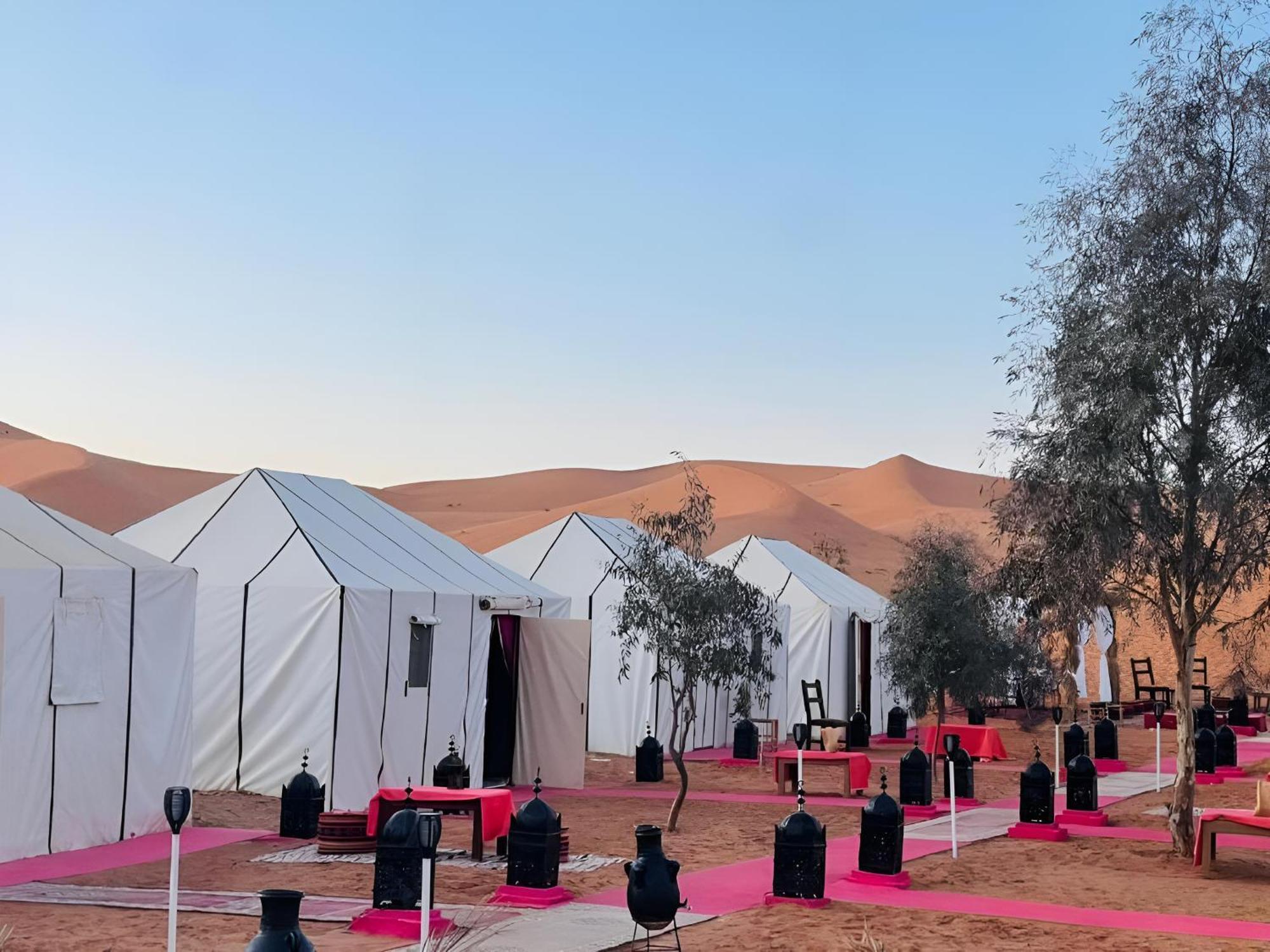 Merzouga Sahara Nights Camp & Desert Activities Buitenkant foto